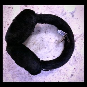 UGG Sheepskin Bluetooth Earmuff